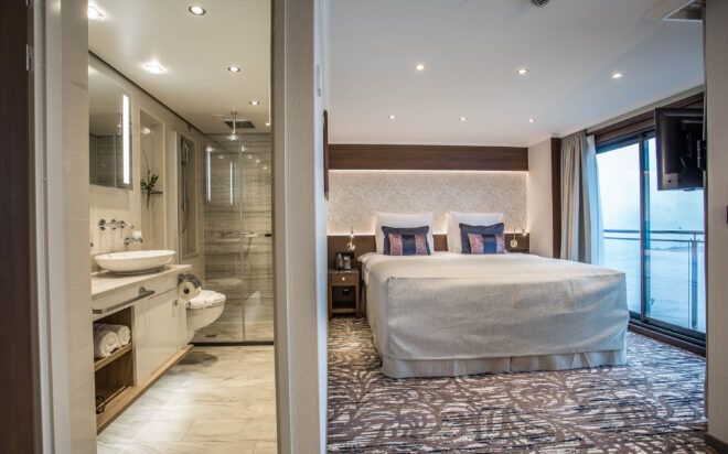 VIVA MOMENTS_Cabin Balcony Suite (SUD) (3)